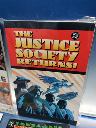 4 TOMOS JLA, JSA Edición USA, DC CÓMICS