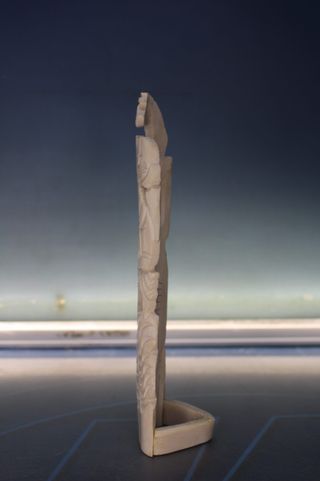 Pareja de figuras talladas en hueso, Malasia.