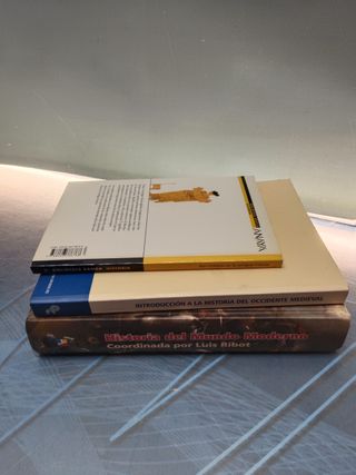 Lote 3 libros, Historia, INTRODUCCIÓN A LA HISTORIA DEL OCCIDENTE MEDIEVAL, ASÍ VIVIERON EN LA ANTIGUA GRECIA Y mas..