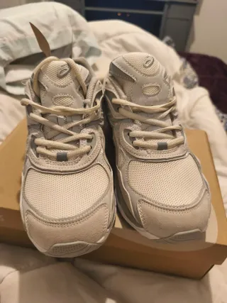 Zapatillas Asics Gel NYC Gris/Blanco