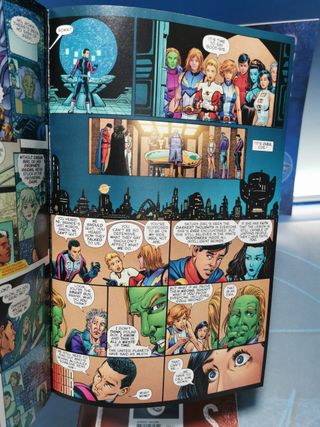 cómic usa, Final Crisis 1-5 Legion of 3 Worlds , DC Comics 2008, George perez