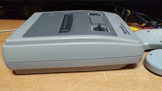 Super Famicom con 2 mandos