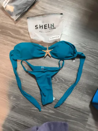 Bikini SHEIN sin estrenar