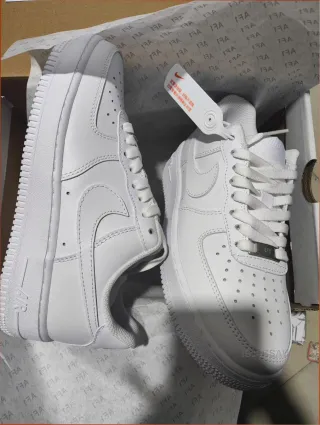 Nike Air Force 1 Taglia 43 Bianche