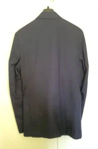 Chaqueta de vestir azul marino para niño. Talla 16