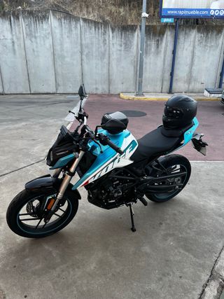 Voge 125R Moto Deportiva