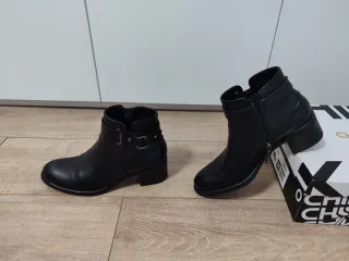 Botines chika10 Negros Talla 38