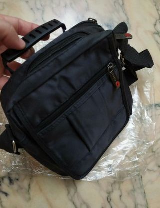 Borsa nuova tracolla regolabile ideale x lavoro