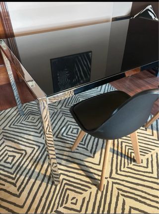 Mesa comedor cristal negro y metal