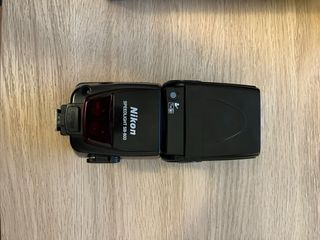 Cámara Nikon D7200 + Objetivo y Accesorios