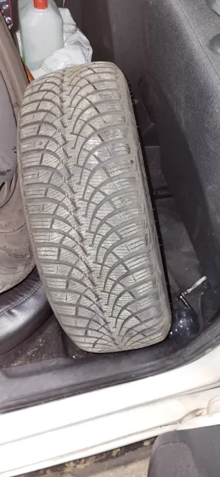 Ruedas Mercedes5 tornillos Good year 205/55/ R16