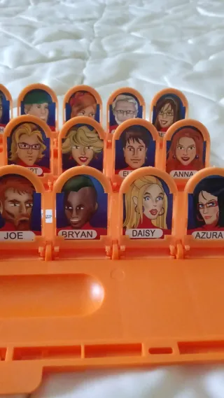 Juego de mesa Identikit