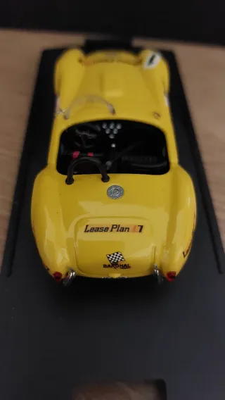 Maqueta Coche Ford Cobra Amarillo