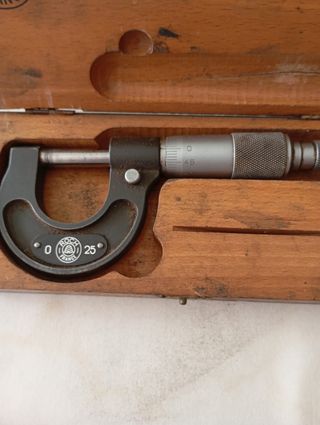 Micrómetro Roch France 0-25mm