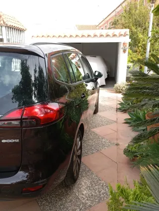 Opel Zafira Tourer 2013