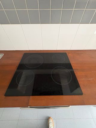 Vitrocerámica y campana Whirlpool