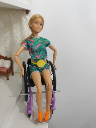 Barbie Move to Move con Silla de Ruedas