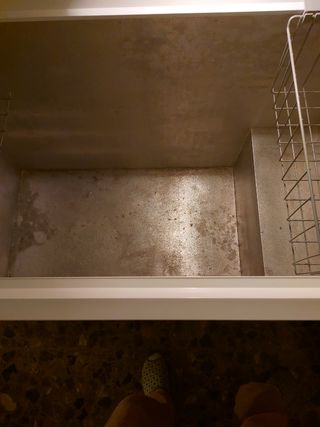 Congelador grande blanco