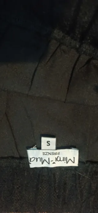 Gonna lunga in pizzo nero