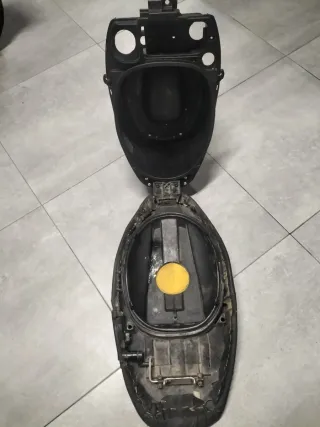 Asiento y baúl Zip mk1