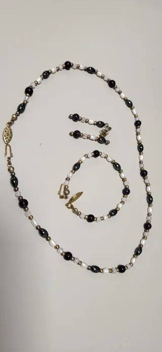 Conjunto Collar, Pulsera y Pendientes