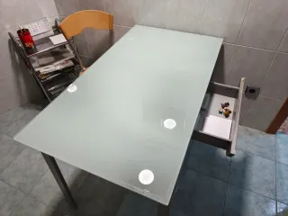 Mesa de cocina cristal y metal