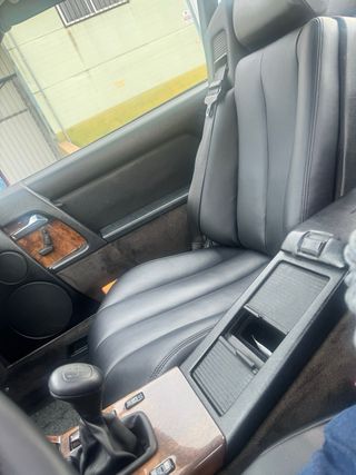 Mercedes-Benz  SL 1993