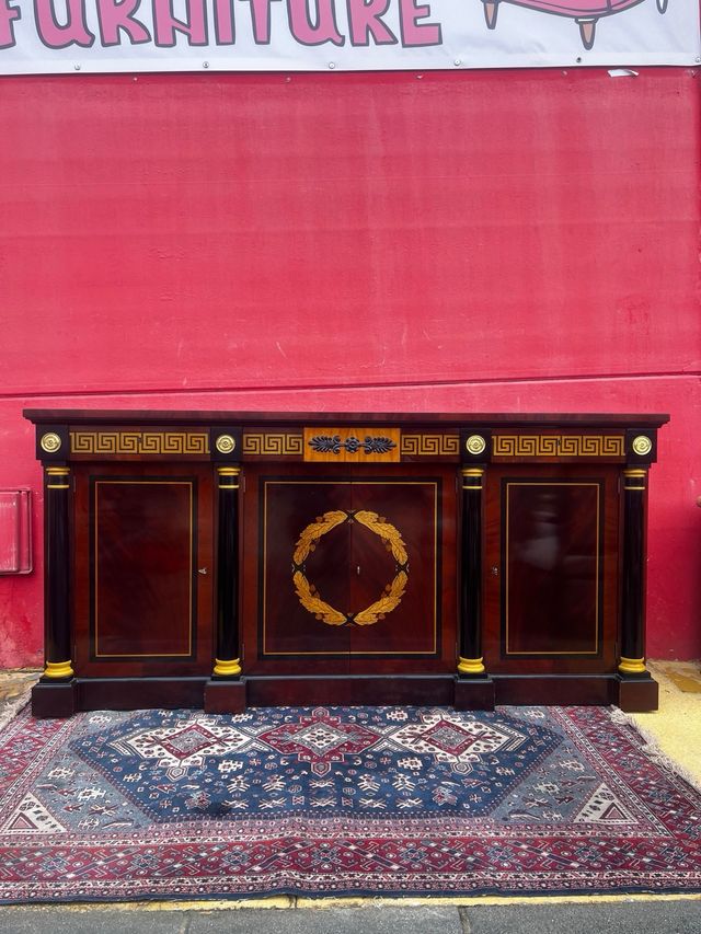 Aparador de lujo estilo barroco