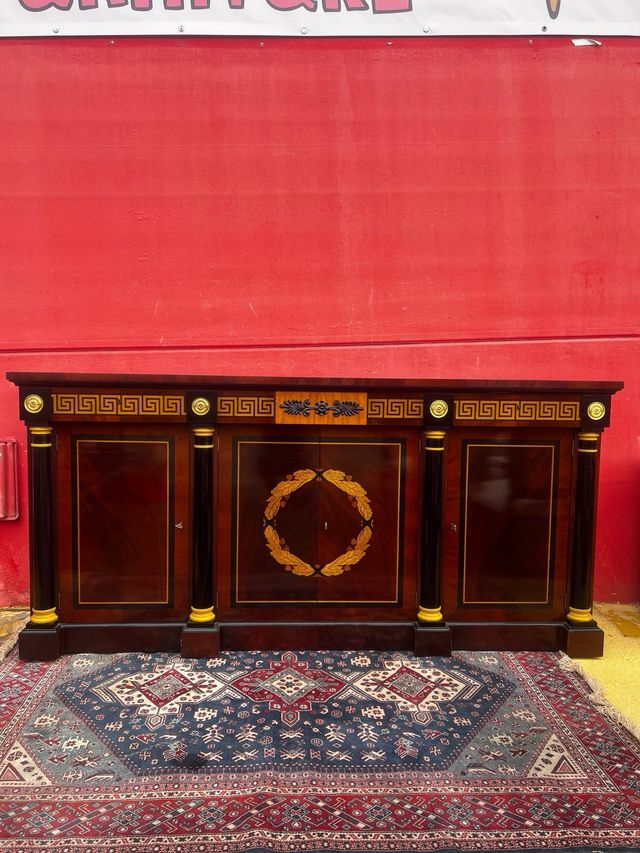 Aparador de lujo estilo barroco