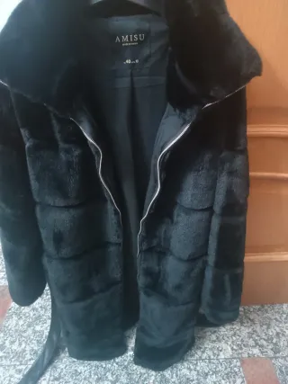 Chaqueta pelo AMISU negra talla M