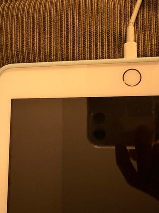 Apple iPad 6ª Gen con funda