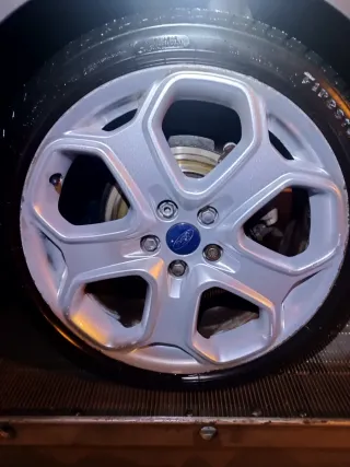 Llantas Ford Focus Mondeo 18