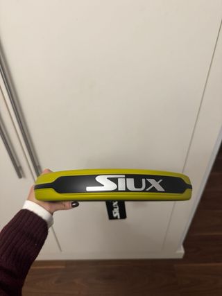 Pala Pádel Siux Electra Lite 3 nueva a estrenar