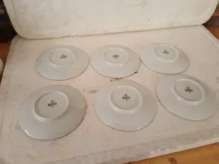 Servizio 6 tazze caffè porcellana oro.