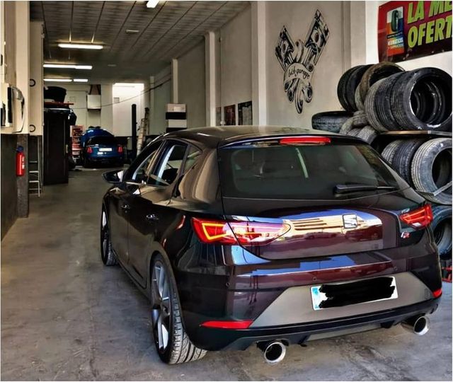 Simoni Racing Tubo di Scarico Sportivo Rosso