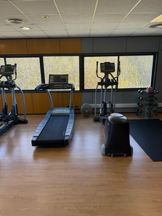 Equipo de gimnasio completo