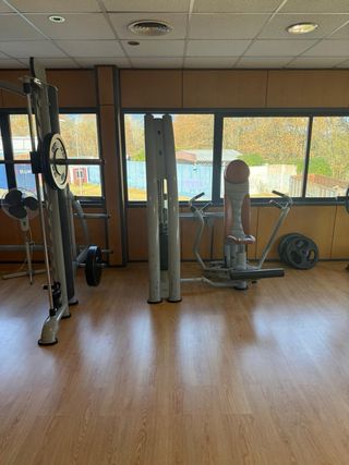 Equipo de gimnasio completo