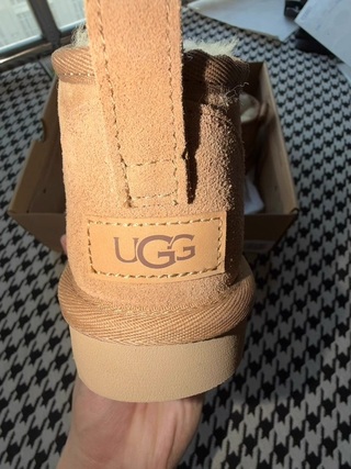 Botas UGG Classic Ultra Mini Marrones
