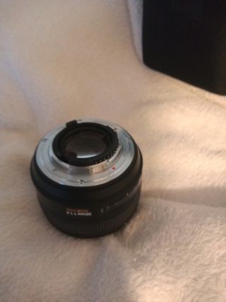 Objetivo Sigma 30mm 1:1.4 DC HSM Nikon