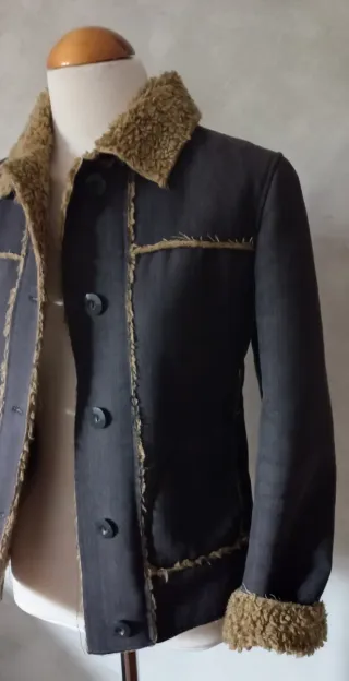 Cazadora vaquera negra con borreguito