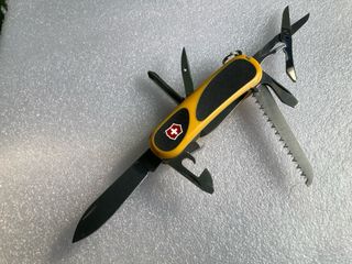 Canivete Victorinox Evolution Grip S18 lockblade