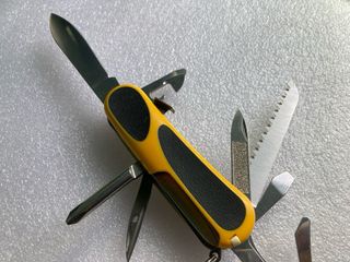 Canivete Victorinox Evolution Grip S18 lockblade