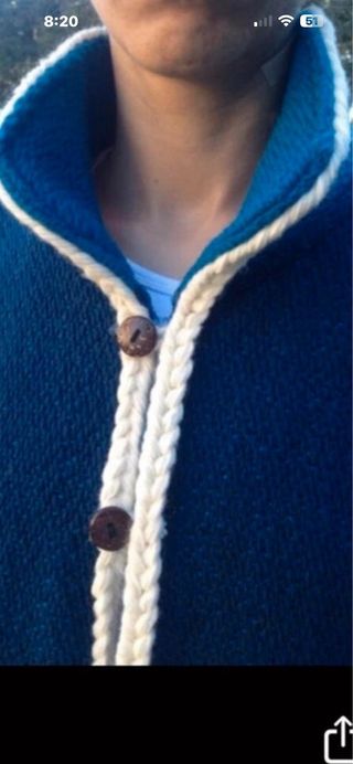 Capa /Poncho artesanal Ecuador azul y blanco