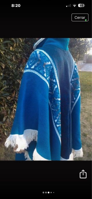 Capa /Poncho artesanal Ecuador azul y blanco