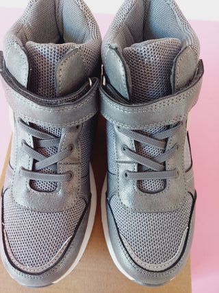 Botines deportivos Bata talla 34