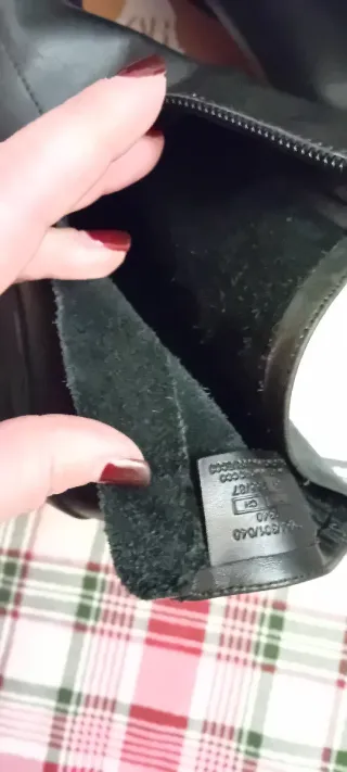 Botines de piel negros Zara