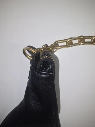 Bolso Zara Negro Cadena Dorada