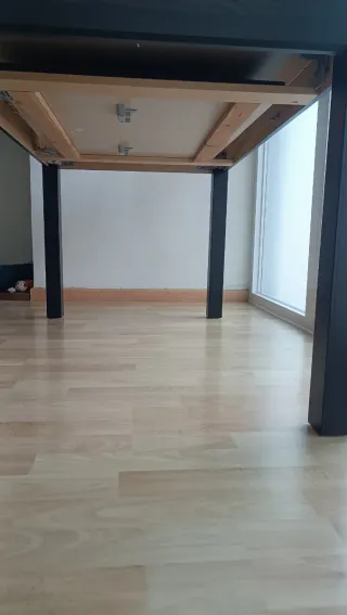 Mesa de comedor extensible de madera