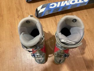 Esquís Atomic Mujer + Botas Talla 43