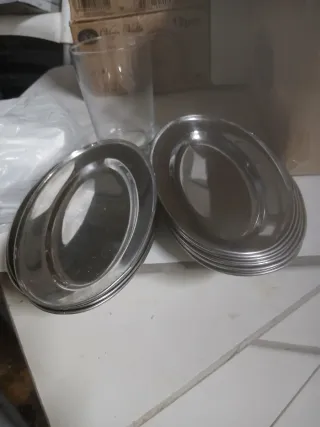 Piatti in vetro trasparente